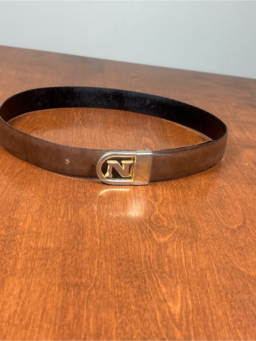 Source Unknown Brown and Black Leather Men's Belt with Gold Buckle - Picture 6 of 6